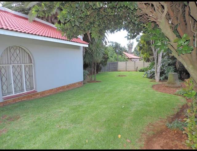 4 BEDROOM HOUSE FOR SALE IN BIRCH ACRES